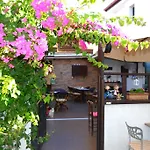 Mandalin Bed & Breakfast