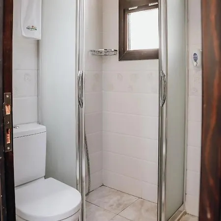 Mandalin Bed & Breakfast 3*